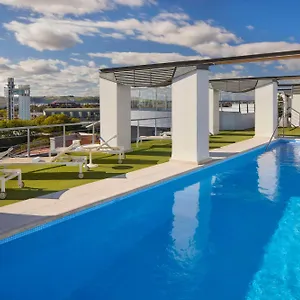 Hotel Nh Plaza De Armas, Sevilha